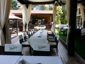 Vanity, restaurant, terasa si ballroom in Regie