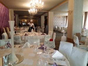 Vanity, restaurant, terasa si ballroom in Regie