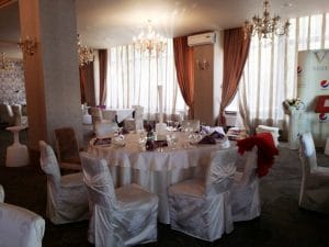 Vanity, restaurant, terasa si ballroom in Regie