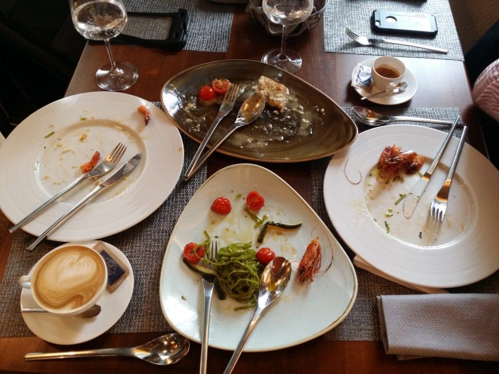 Chelner original la Vogue, boutique hotel si restaurant in Strada Clopotarii Vechi din Bucuresti