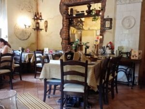 Adagio, restaurant italian pe Stirbei Voda