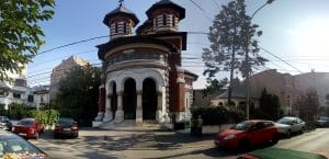 Biserica Visarion, intre Animaletto si Matrioska Bistro