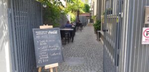 Bistro Matrioska local boem pe Visarion in Bucurestiul vechi 03