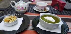 Bistro Matrioska local boem pe Visarion in Bucurestiul vechi 04