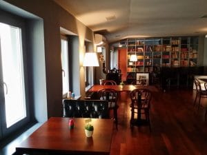 Bistro Matrioska, local boem pe strada Visarion in Bucuresti