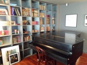 Bistro Matrioska, local boem pe strada Visarion in Bucuresti