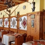 Casa Gorjana, restaurant traditional romanesc in Centrul Vechi, la Brezoianu
