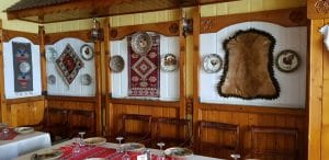 Casa Gorjana, restaurant traditional romanesc in Centrul Vechi, la Brezoianu