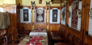 Casa Gorjana, restaurant traditional romanesc in Centrul Vechi, la Brezoianu