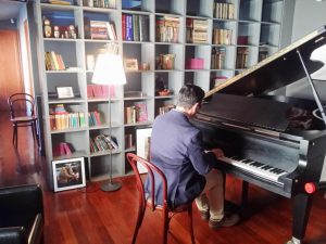 Concert de pian la Matrioska Bistro in Bucuresti