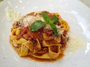 El Pato, restaurant multicuisine la Gradina Icoanei