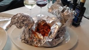 Gallo Nero, restaurant cu specific italian clasic la Piata Charles de Gaulle