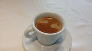 Gallo Nero, restaurant cu specific italian clasic la Piata Charles de Gaulle