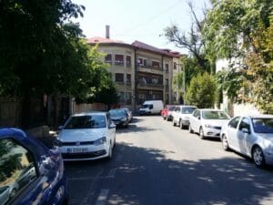 Strada Viitorului din Bucuresti, cu Luna si Gastronomika