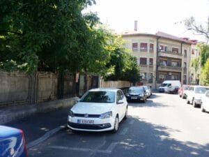 Strada Viitorului din Bucuresti, cu Luna si Gastronomika