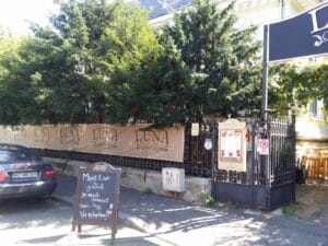 Strada Viitorului din Bucuresti, cu Luna si Gastronomika