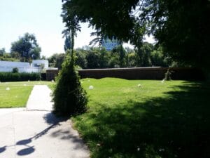 Gradina Floreasca, terasa cu piscina in Parcul Floreasca din Bucuresti