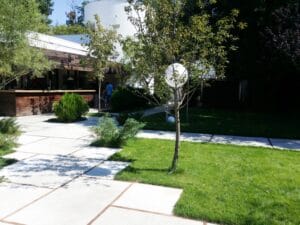 Gradina Floreasca, terasa cu piscina in Parcul Floreasca din Bucuresti