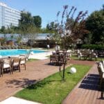 Gradina Floreasca, terasa cu piscina in Parcul Floreasca din Bucuresti