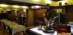 La Cave de Bucarest, restaurant frantuzesc cu bucatarie fina in Militari