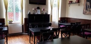 La Nenea Iancu, berarie in strada Romulus din Bucurestiul Vechi