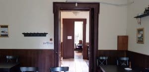 La Nenea Iancu, berarie in strada Romulus din Bucurestiul Vechi