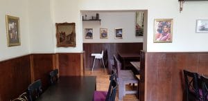 La Nenea Iancu, berarie in strada Romulus din Bucurestiul Vechi