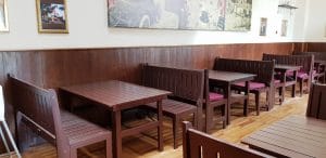 La Nenea Iancu, berarie in strada Romulus din Bucurestiul Vechi