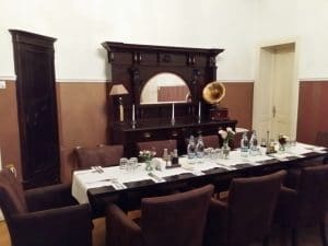 Luna Cafe & Bistro, pe strada Viitorului in Bucuresti