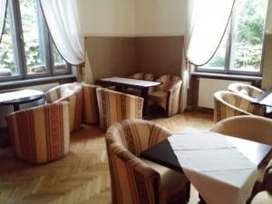 Luna Cafe & Bistro, pe strada Viitorului in Bucuresti