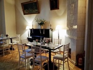 Luna Cafe & Bistro, pe strada Viitorului in Bucuresti