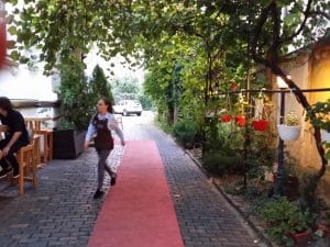 Luna Cafe & Bistro, pe strada Viitorului in Bucuresti