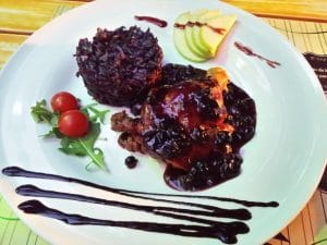 Luna Cafe & Bistro, pe strada Viitorului in Bucuresti