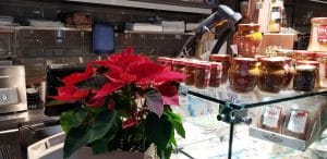 Sara Pizza, restaurant and more, bacanie cu restaurant pe Popa Petre