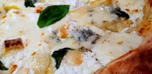 Sara Pizza, restaurant and more, bacanie cu restaurant pe Popa Petre