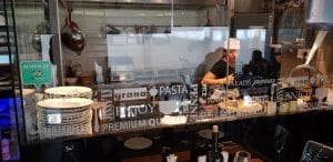 Sara, bacanie de delicatese italienesti si bistrou de paste si pizza