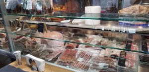 Sara, bacanie de delicatese italienesti si bistrou de paste si pizza