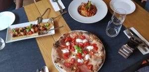 Sara, bacanie de delicatese italienesti si bistrou de paste si pizza
