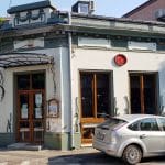 Strada Popa Nan, cu restaurantele Blueberry si The Vine Bistro