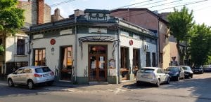 Strada Popa Nan, cu restaurantele Blueberry si The Vine Bistro