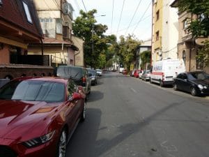 Strada Popa Nan din Bucurestiul vechi, cu restaurantele La Zavat si Backyard