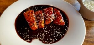 Tasting Room in Piata Floreasca, restaurant si winebar