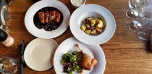 Tasting Room in Piata Floreasca, restaurant si winebar