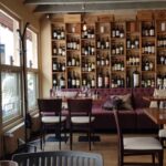 Tasting Room, restaurant si vinoteca