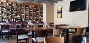 Tasting Room, restaurant si vinoteca
