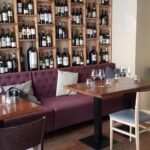 Tasting Room, restaurant si vinoteca