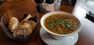 Tasting Room, restaurant si vinoteca