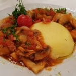 Terasa Doamnei, restaurant traditional romanesc in Centrul Vechi