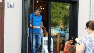 Two Minutes, cafenea boema in Piata Floreasca din Bucuresti