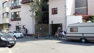 Two Minutes, cafenea boema in Piata Floreasca din Bucuresti